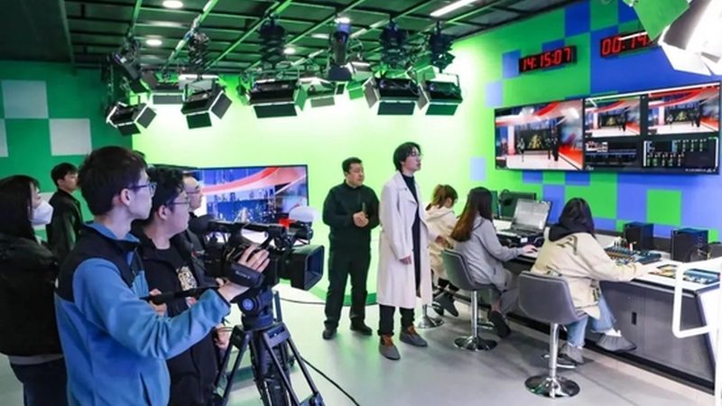 创始人公关第一课：不是教说话，是教闭嘴